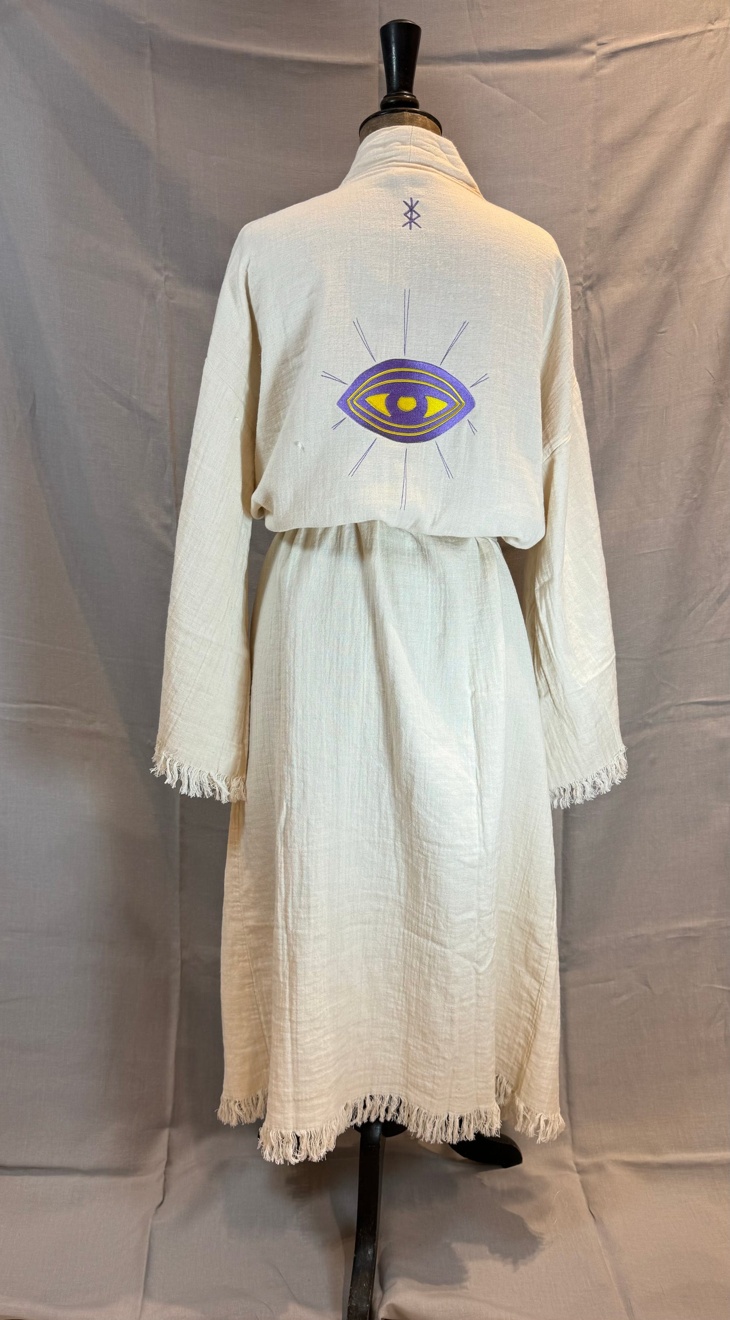 Kimono Long Maison Jaro avec Broderies Third Eyes Mauve et Palmiers